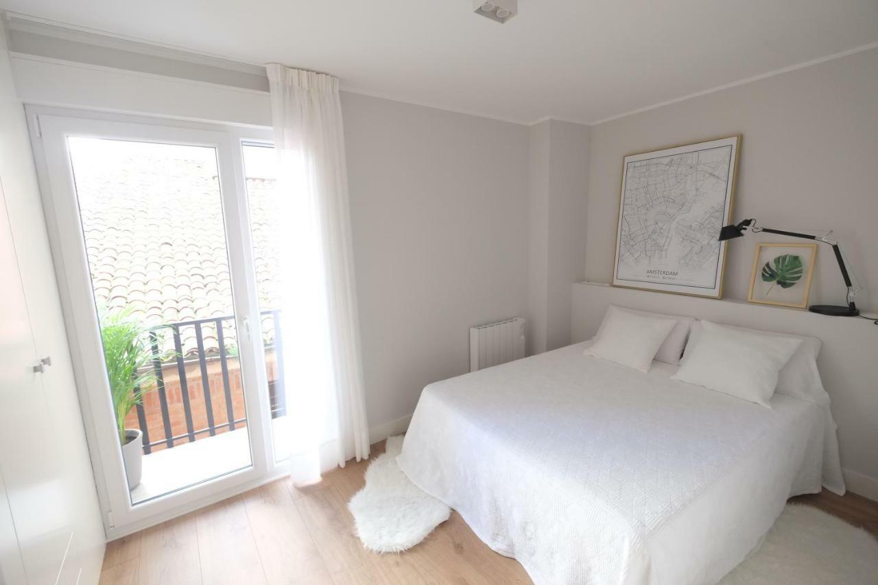 Tocando La Catedral By Exclusive Burgos Apartments מראה חיצוני תמונה